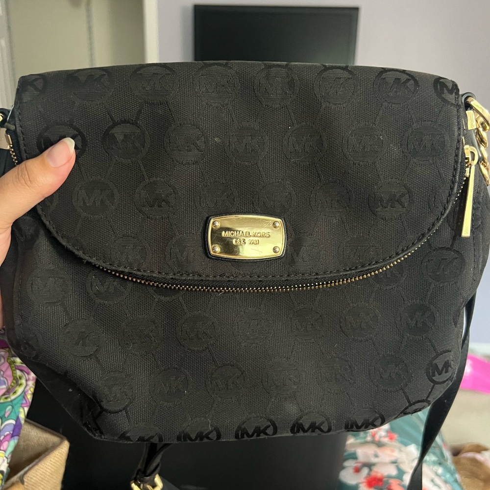 Black Michael Kors Crossbody